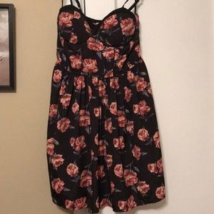 Cute Flare dress with pockets